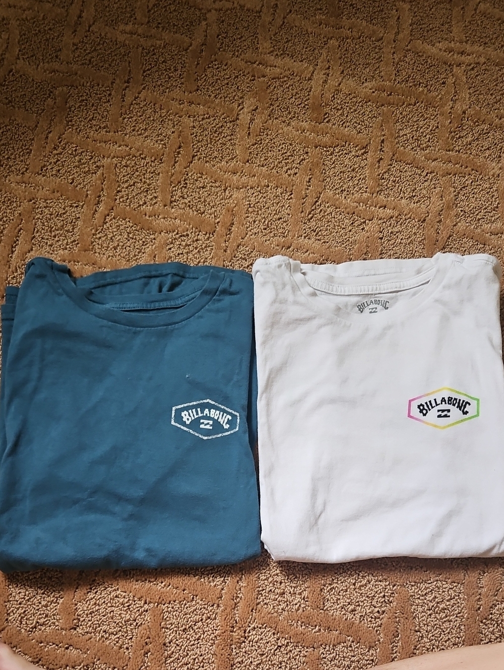 Billabong Kids Short Sleeve Tees in Teal Blue and White with Logo